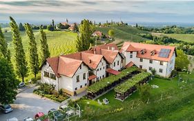 Gostisce Vinski Hram